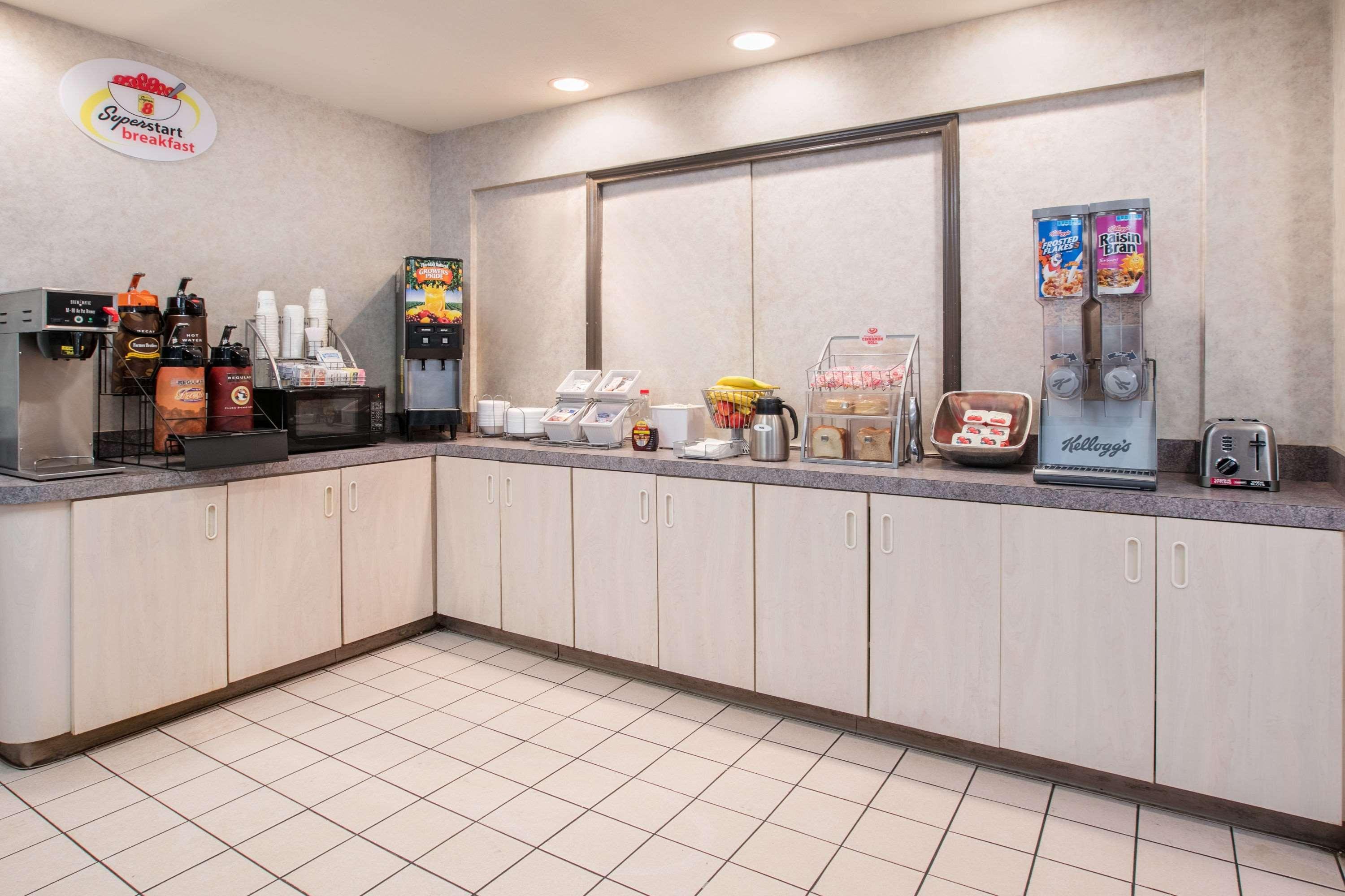 ซูเปอร์ 8 บาย วินด์แฮม การ์แลนด์ นอร์ท ดัลลัส แอเรีย Hotel ภายนอก รูปภาพ
