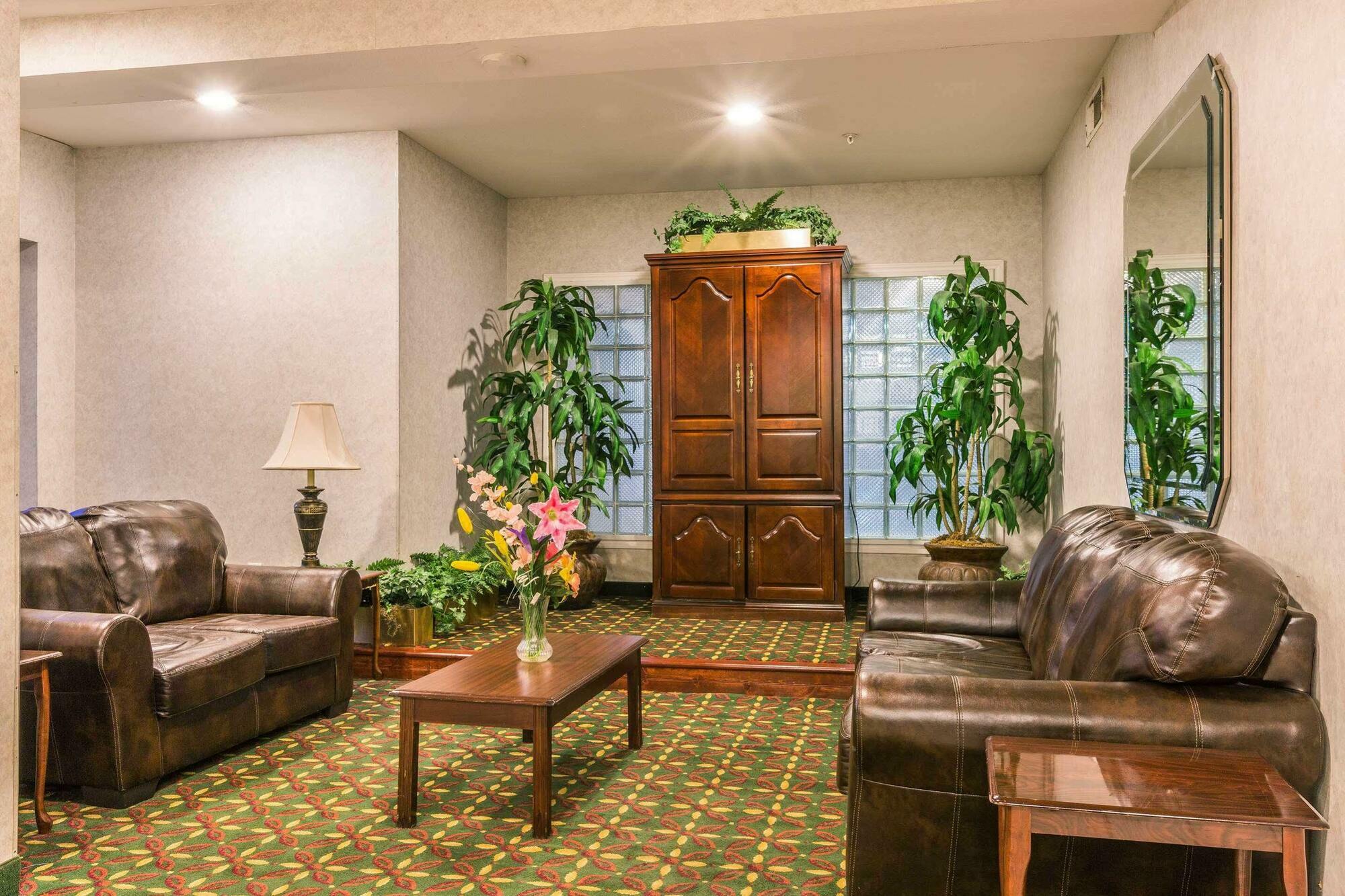 ซูเปอร์ 8 บาย วินด์แฮม การ์แลนด์ นอร์ท ดัลลัส แอเรีย Hotel ภายนอก รูปภาพ